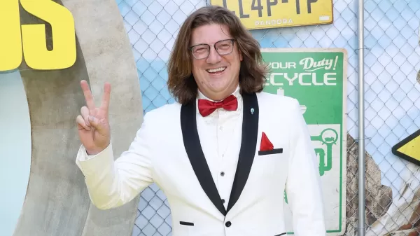 Pitchford aclara sus comentarios sobre los 'verdaderos fans' ante las críticas